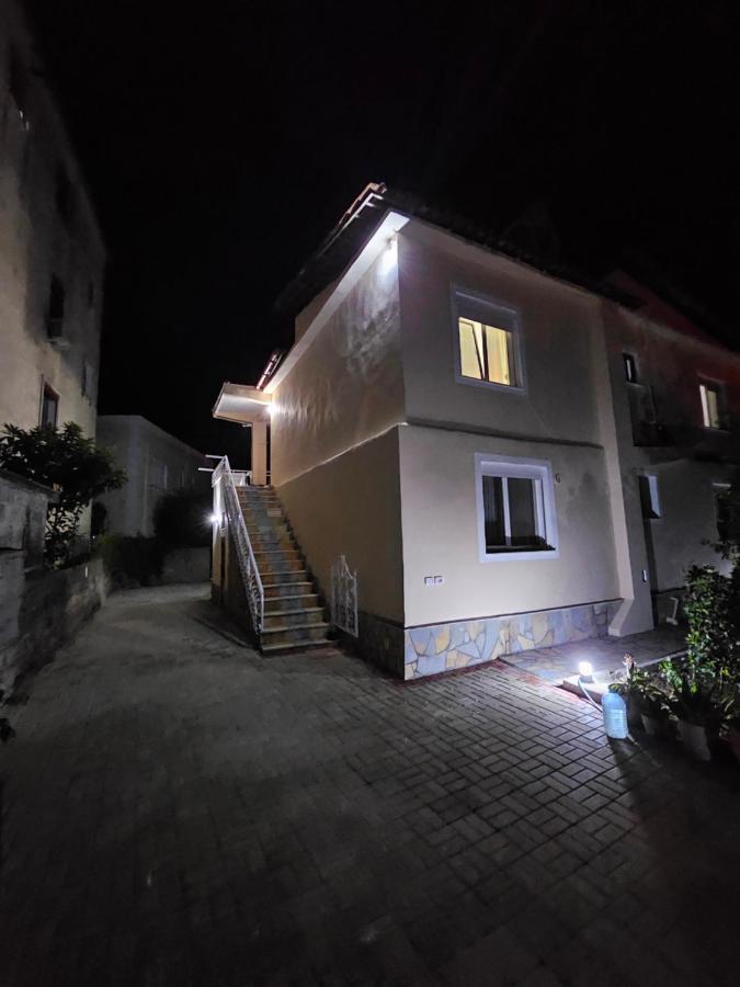 Aliaj'S Guest House Berat Extérieur photo