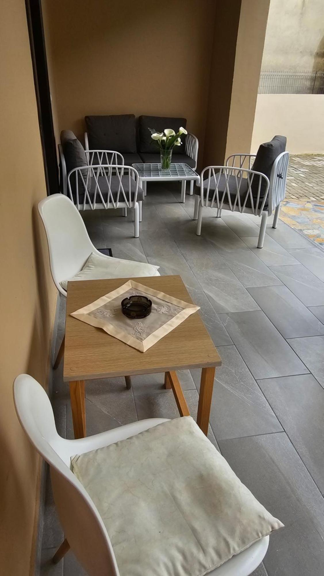Aliaj'S Guest House Berat Extérieur photo