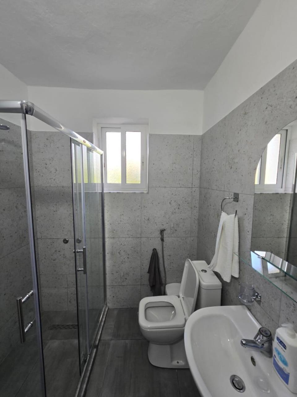 Aliaj'S Guest House Berat Extérieur photo